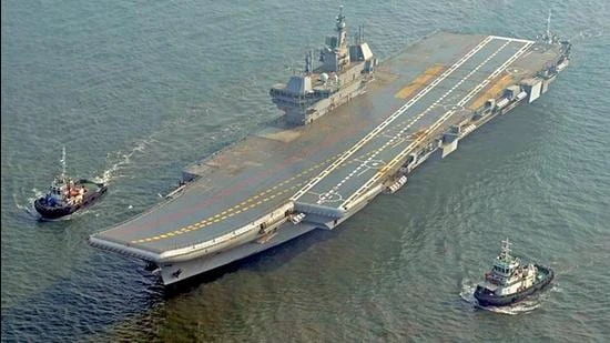 tau-san-bay-INS-Vikrant-1.jpg