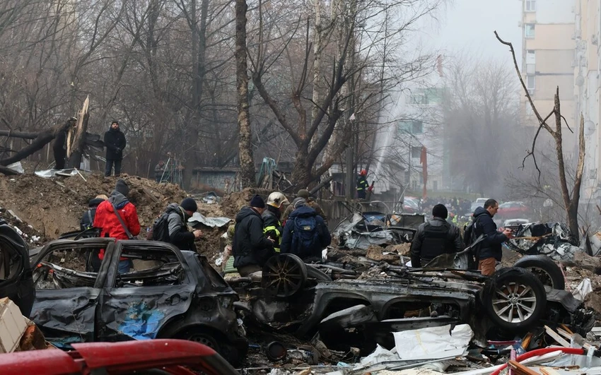 Ukraine tuyên bố bắn hạ 10/10 tên lửa siêu thanh Kinzhal, Nga nói gì?