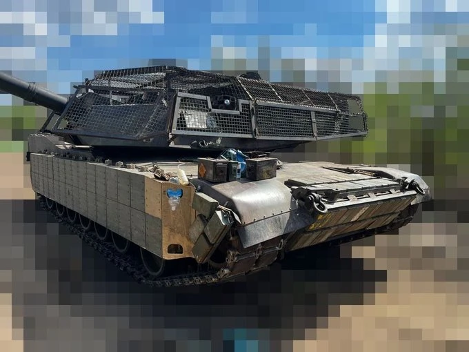 Ukraine gắn giáp lồng bảo vệ cho cả siêu xe tăng Abrams