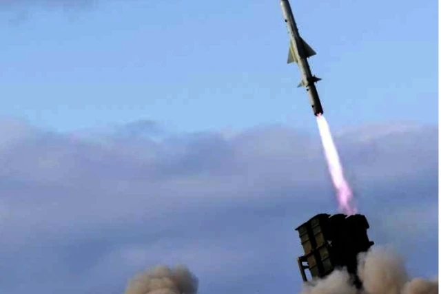 Mỹ và đồng minh dùng vũ khí gì đánh chìm 2 tàu chiến cũ trong tập trận RIMPAC 2024?