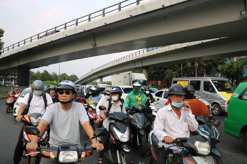 cua-ngo-tan-son-nhat-43.jpg