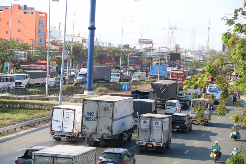 cua-ngo-phia-tay-81.jpg