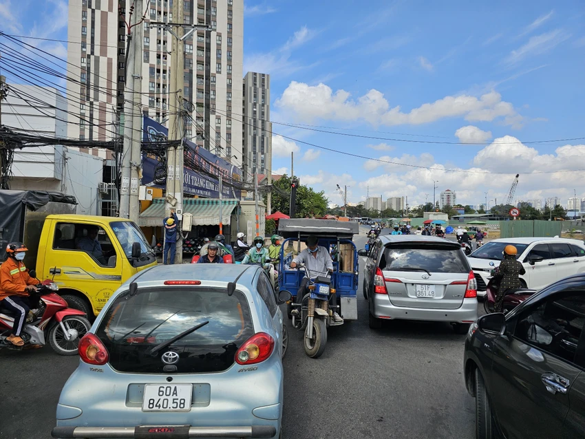 cua-ngo-phia-tay-111.jpg