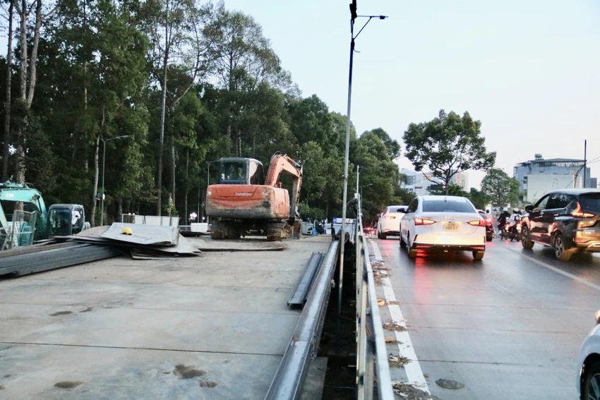 cầu vượt tạm