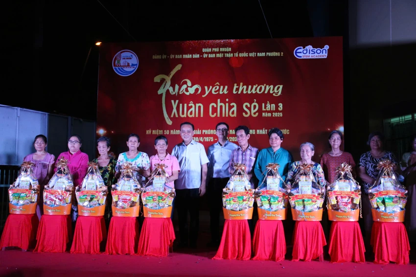 quan-phu-nhuan-19.jpg