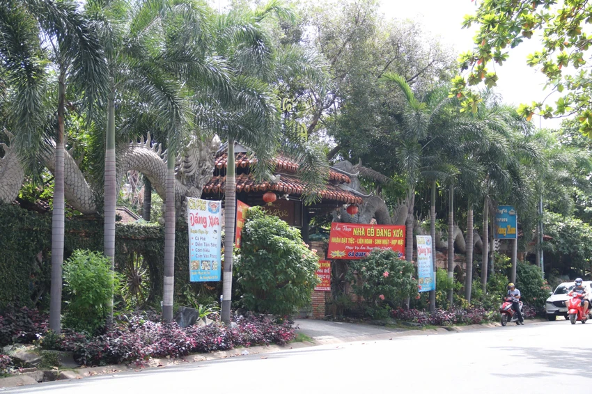 phố cà phê xanh