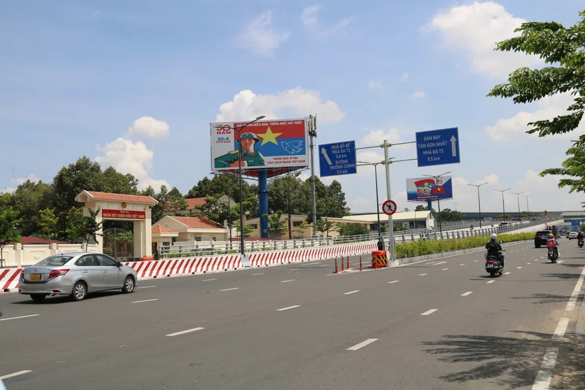 nha-ga-T3.jpg
