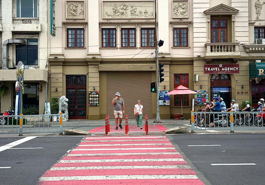 nguoi-di-bo.jpg