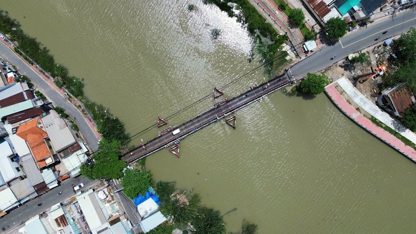 cầu rạch tôm