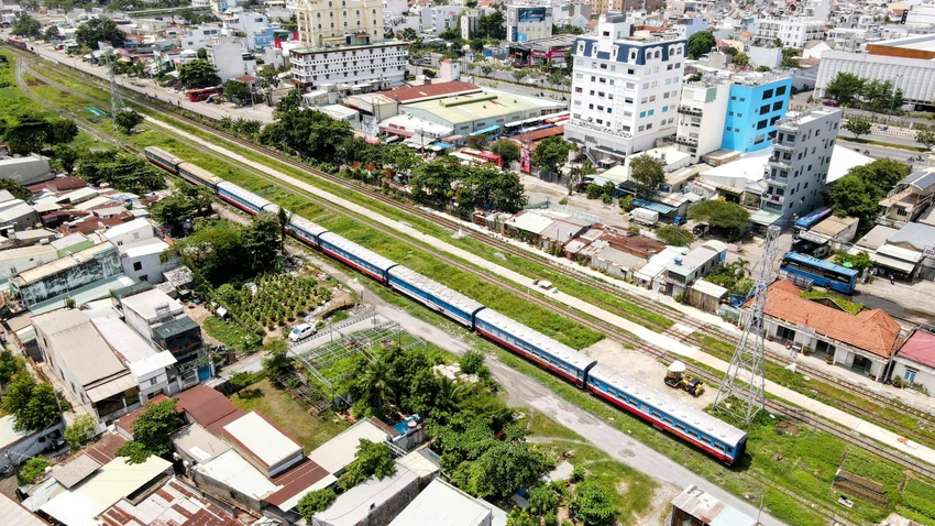 đường sắt TP.HCM - Lộc Ninh