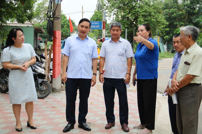 phuong-thu-duc-6.jpg
