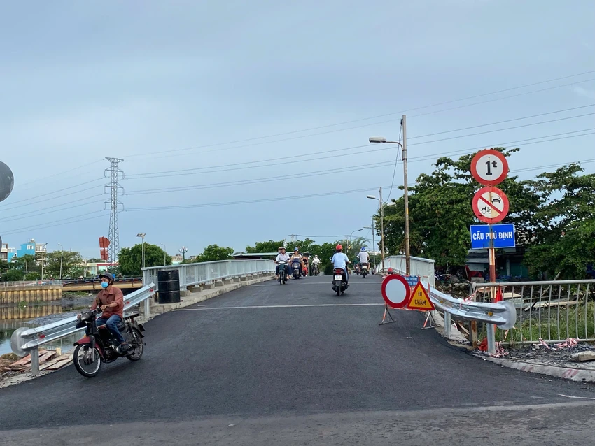 cau-phu-dinh-10.jpg