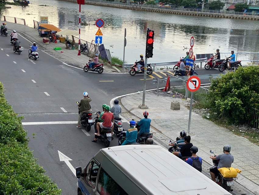 cau-phu-dinh-5.jpg