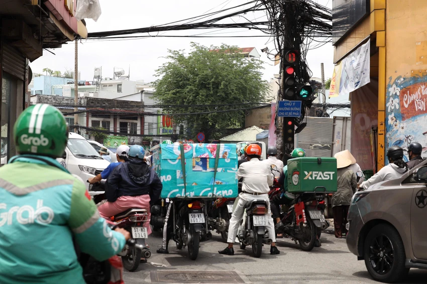 nga-tu-dinh-8.jpg
