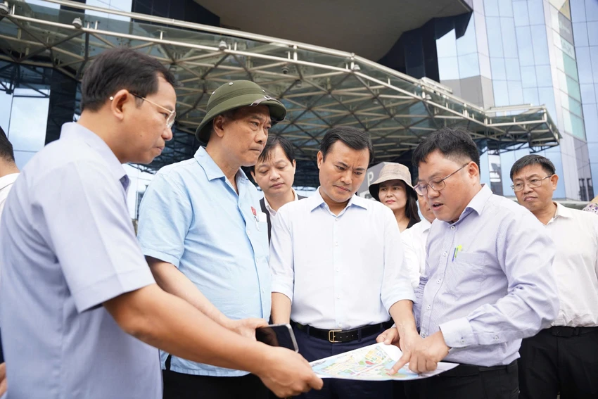 nha-ven-kenh-1.jpg
