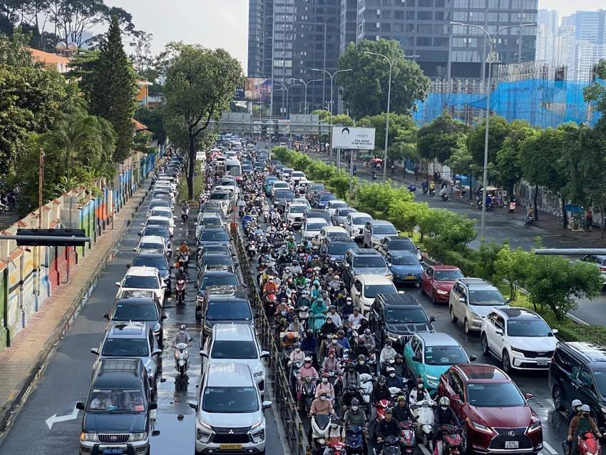TP.HCM ứng dụng AI, Big Data, GIS... để giải quyết ùn tắc giao thông, ngập nước tại đô thị-khoa-hoc-cong-nghe-un-tac-giao-thong.jpg