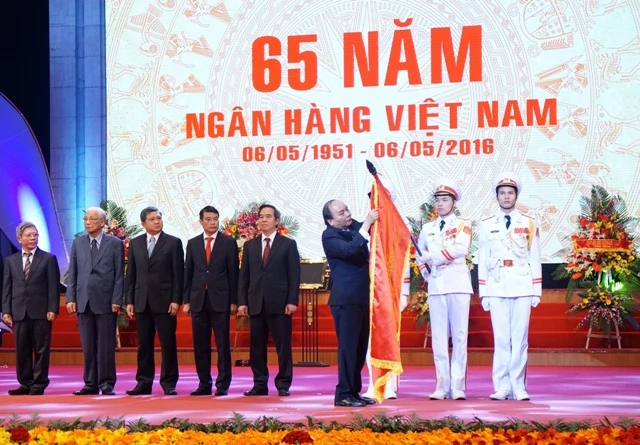 Thủ tướng chỉ đạo Ngân hàng duy trì mặt bằng lãi suất hợp lý ảnh 2 Thủ tướng chỉ đạo Ngân hàng duy trì mặt bằng lãi suất hợp lý ảnh 2