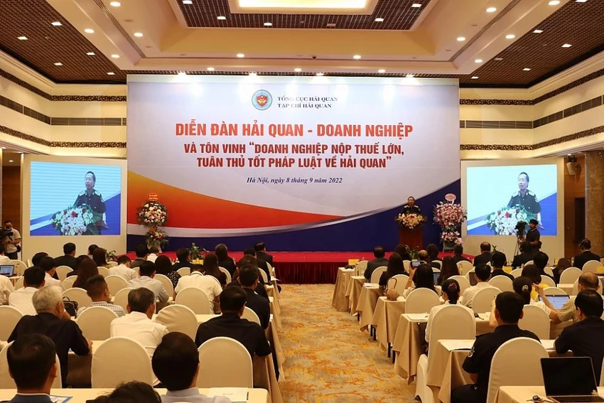 Tổng cục trưởng Nguyễn Văn Cẩn phát biểu tại diễn đàn. Ảnh: QH Tổng cục trưởng Nguyễn Văn Cẩn phát biểu tại diễn đàn. Ảnh: QH