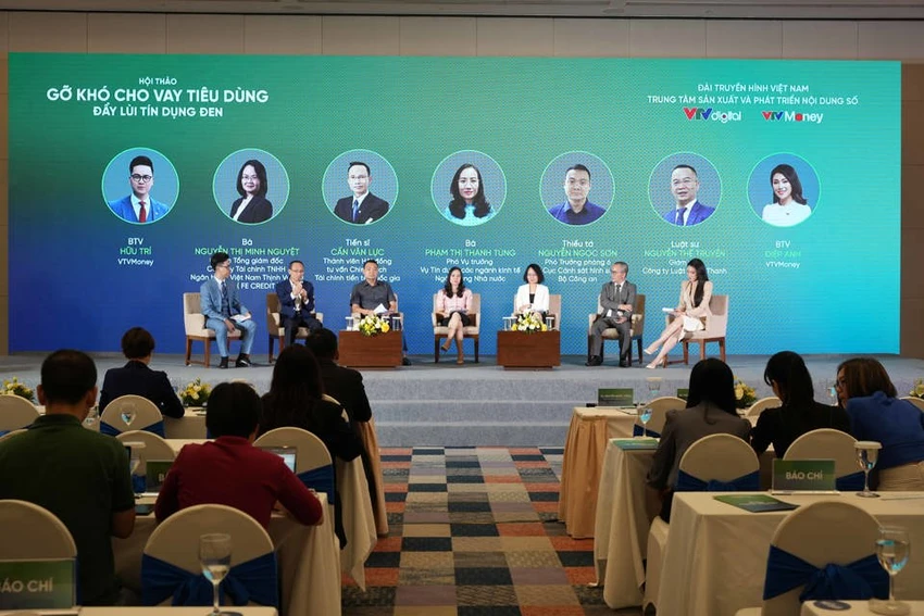 Hội thảo gỡ khó cho vay tiêu dùng sáng 31-10.jpeg