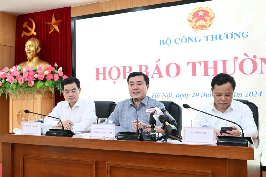 Họp báo bộ công thương
