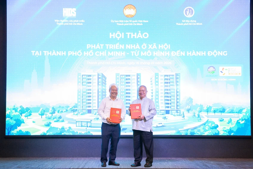TRAO THOA THUAN HOP TAC DU AN PHAT TRIEN TOI THIEU 20000 NHA O XA HOI.jpg