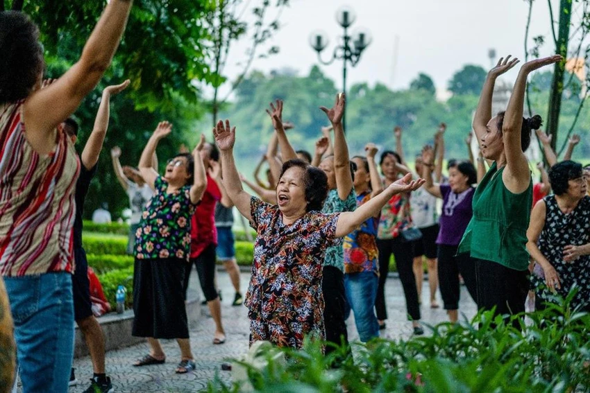 Việt Nam đang là quốc gia có tốc độ già hóa nhanh Việt Nam đang là quốc gia có tốc độ già hóa nhanh