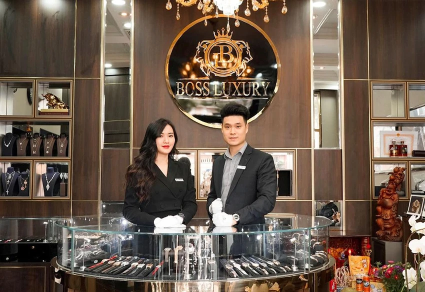 Boss Luxury luôn chào đón khách hàng đến chiêm ngưỡng những đồng hồ tuyệt tác Boss Luxury luôn chào đón khách hàng đến chiêm ngưỡng những đồng hồ tuyệt tác