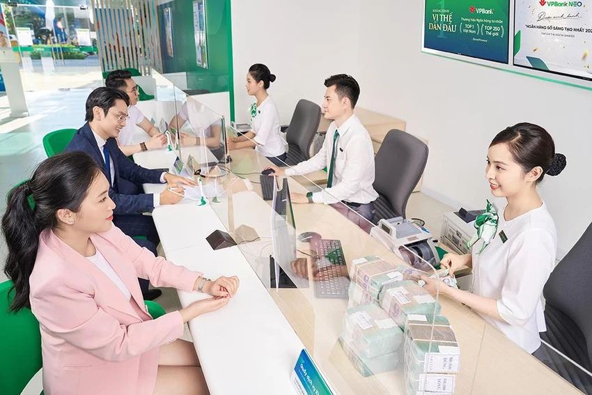 VPBank liên tục đầu tư để nâng cao chất lượng dịch vụ VPBank liên tục đầu tư để nâng cao chất lượng dịch vụ