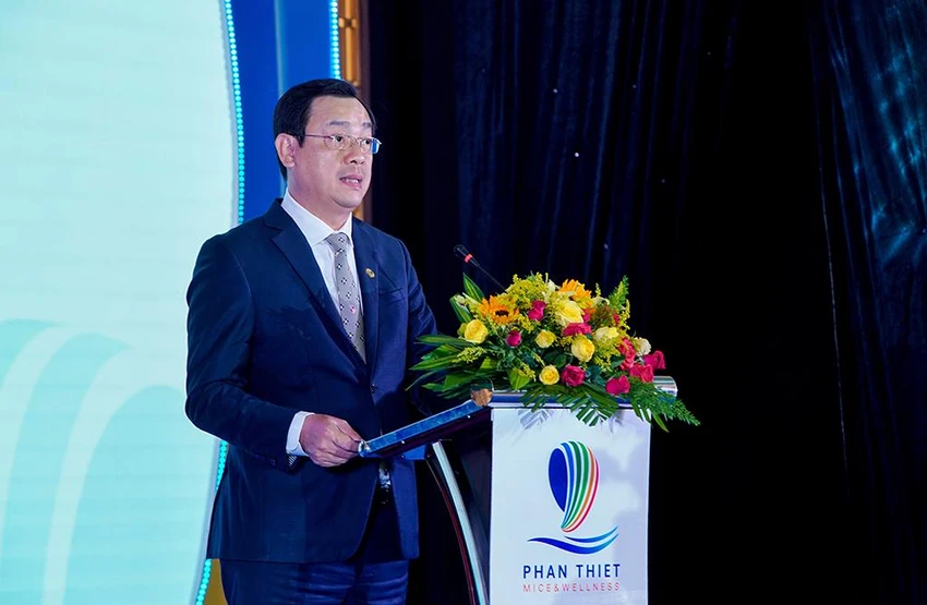 Ông Nguyễn Trùng Khánh – Tổng cục trưởng Tổng cục Du lịch, Bộ Văn hoá Thể thao và Du lịch phát biểu tại sự kiện. Ông Nguyễn Trùng Khánh – Tổng cục trưởng Tổng cục Du lịch, Bộ Văn hoá Thể thao và Du lịch phát biểu tại sự kiện.