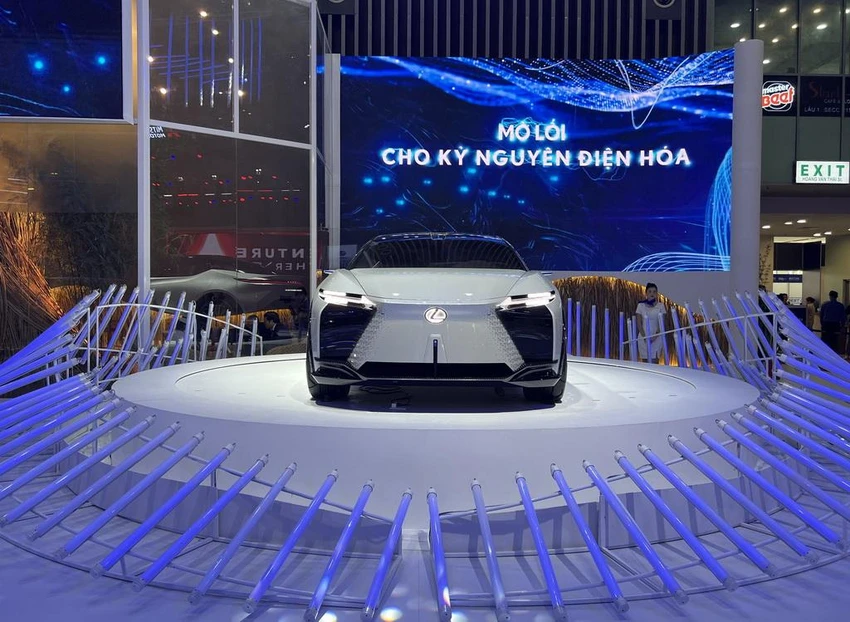 Chiếc Lexus LF-Z với thông điệp “Mở lối cho kỷ nguyên điện hóa” Chiếc Lexus LF-Z với thông điệp “Mở lối cho kỷ nguyên điện hóa”