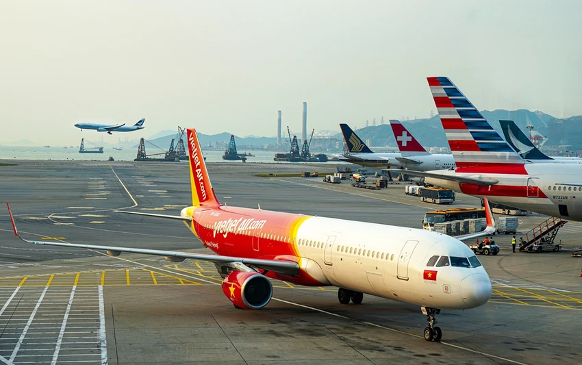 Máy bay của Vietjet tại sân bay Hồng Kông. Máy bay của Vietjet tại sân bay Hồng Kông.