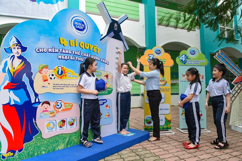 Giáo dục dinh dưỡng để trẻ em Việt Nam hiểu và lựa chọn nguồn dinh dưỡng lành mạnh là ưu tiên hàng đầu của tập đoàn. Giáo dục dinh dưỡng để trẻ em Việt Nam hiểu và lựa chọn nguồn dinh dưỡng lành mạnh là ưu tiên hàng đầu của tập đoàn.