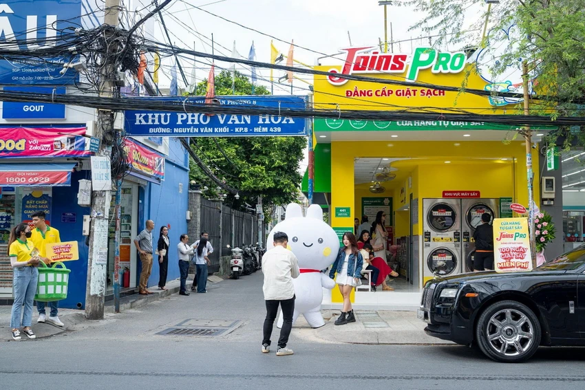 Masan ra mắt Joins Pro – Chuỗi cửa hàng Tự giặt sấy tự động. Masan ra mắt Joins Pro – Chuỗi cửa hàng Tự giặt sấy tự động.