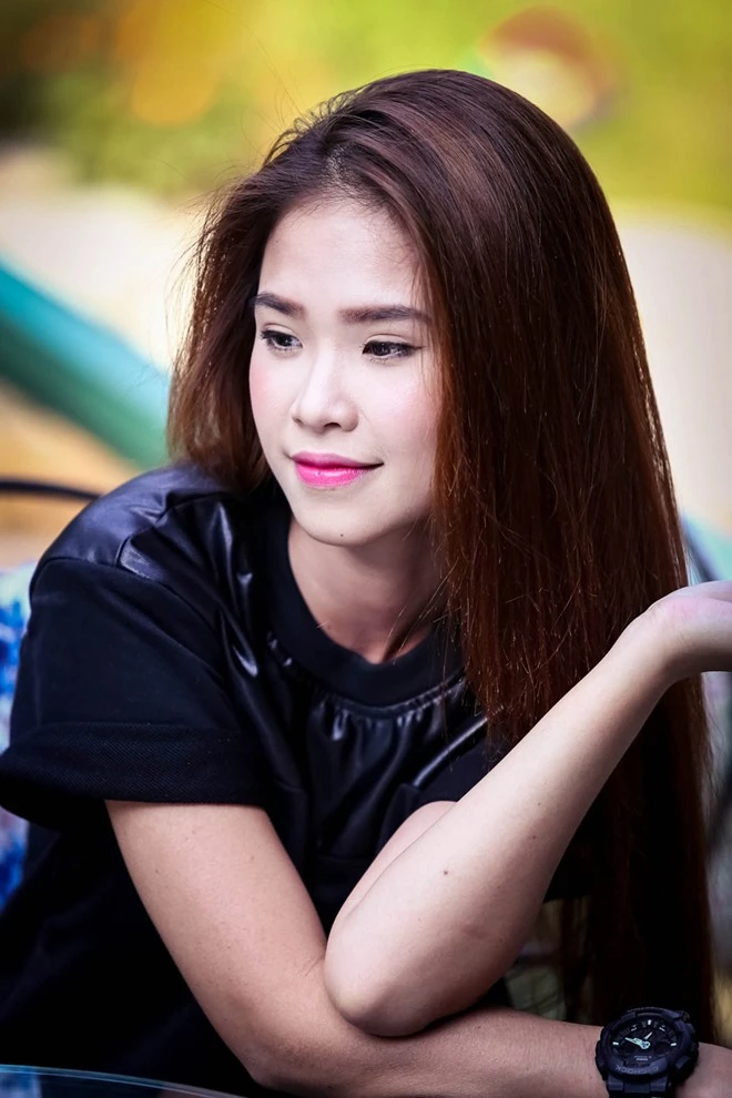 Quá khứ về gia đình ám ảnh nữ ca sĩ đến tận bây giờ. Quá khứ về gia đình ám ảnh nữ ca sĩ đến tận bây giờ.
