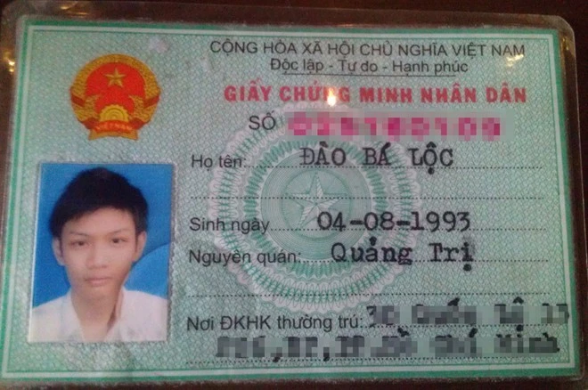 Ảnh CMND của nam thí sinhThe Voicemùa đầu tiên trông khá "ngố tàu" và quê mùa, khác hẳn hình ảnh được trau chuốt kỹ lưỡng của anh hiện nay. Sở hữu chất giọng lạ, nam ca sĩ sinh năm 1993 nhận được sự tin tưởng của huấn luyện viên Hồ Ngọc Hà khi có mặt trong Top 4 cuộc thiGiọng hát Việt. Ảnh CMND của nam thí sinhThe Voicemùa đầu tiên trông khá "ngố tàu" và quê mùa, khác hẳn hình ảnh được trau chuốt kỹ lưỡng của anh hiện nay. Sở hữu chất giọng lạ, nam ca sĩ sinh năm 1993 nhận được sự tin tưởng của huấn luyện viên Hồ Ngọc Hà khi có mặt trong Top 4 cuộc thiGiọng hát Việt.
