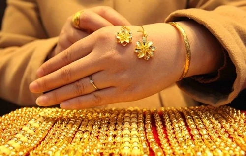 gold-4120-1394671363.jpg