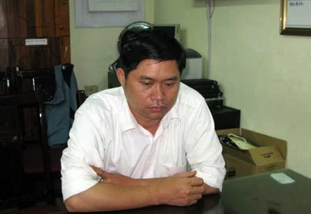 Bác sĩ Tường nhận mình là chủ mưu vụ ném xác. Bác sĩ Tường nhận mình là chủ mưu vụ ném xác.