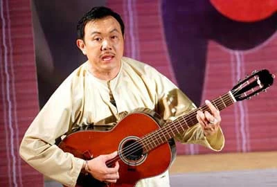Chí Tài từng là một nhạc sỹ nổi tiếng và đắt show những năm 1978.