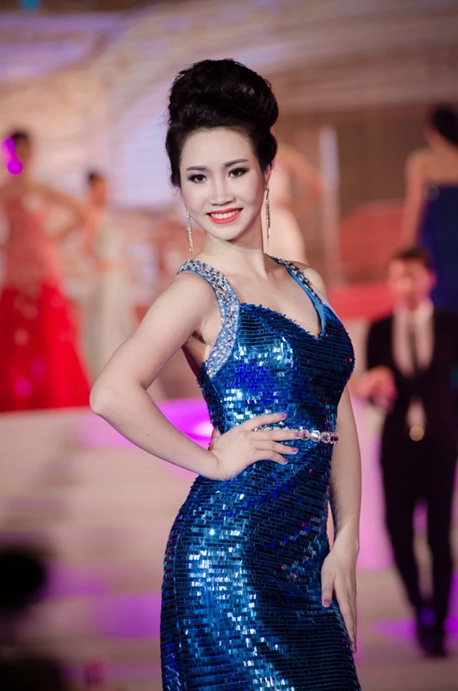 Nguyễn Thị Ngọc Vân giành giải nhì và Người đẹp ứng xử hay nhất. Khi được giám khảo - nhà báo Ngô Bá Lục đặt câu hỏi“Bạn quan niệm thế nào về người phụ nữ đẹp”, cô gái đến từ Hải Phòng trả lời: “Với em, không có người phụ nữ xấu, chỉ có người phụ nữ không biết làm đẹp, vì thế tất cả những người phụ nữ trên thế giới này đều là người đẹp. Những người được trời ban cho hình thức nổi bật thì đó là sự may mắn. Những người đẹp có nhan sắc về ngoại hình, lại luôn biết trau dồi kiến thức, vốn sống để trở thành người có tâm hồn đẹp thì đó là những người phụ nữ đẹp hoàn hảo”. Nhập mô tả cho ảnh