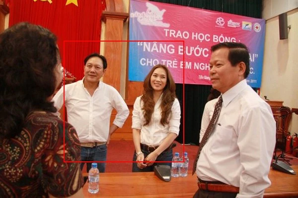 Nữ ca sĩ và người tình tin đồn từng tới dự đám cưới ca sĩ Phạm Quỳnh Anh hồi tháng 5/2012 nhưng không hề đi chung. Không lâu sau đó, Mỹ Tâm thẳng thắn phủ nhận thông tin kết hôn và khẳng định ông Dương Ngọc Minh chỉ là đối tác. Cho tới nay tin đồn đã bị xóa bỏ được 2 năm nhưng Dương Ngọc Minh vẫn được báo chí nhắc tới như một người tình tin đồn của Mỹ Tâm. Nữ ca sĩ và người tình tin đồn từng tới dự đám cưới ca sĩ Phạm Quỳnh Anh hồi tháng 5/2012 nhưng không hề đi chung. Không lâu sau đó, Mỹ Tâm thẳng thắn phủ nhận thông tin kết hôn và khẳng định ông Dương Ngọc Minh chỉ là đối tác. Cho tới nay tin đồn đã bị xóa bỏ được 2 năm nhưng Dương Ngọc Minh vẫn được báo chí nhắc tới như một người tình tin đồn của Mỹ Tâm.