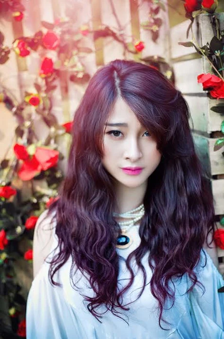 Miss Teen Bích Diệp rực rỡ khoe sắc tuổi 19 ảnh 2 Hoàng Dung