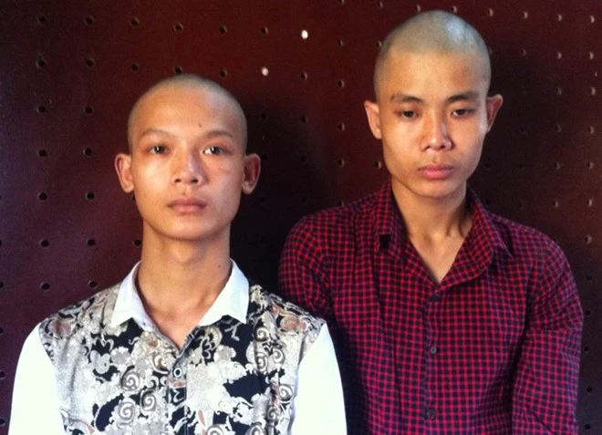 Tuệ và Mạnh bị tạm giữ để điều tra hành vi Cướp tài sản. Nhập mô tả cho ảnh