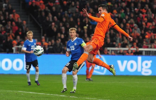Van Persie là cầu thủ quan trọng nhất của đội tuyển áo cam.Ảnh: Getty Images. Nhập mô tả cho ảnh