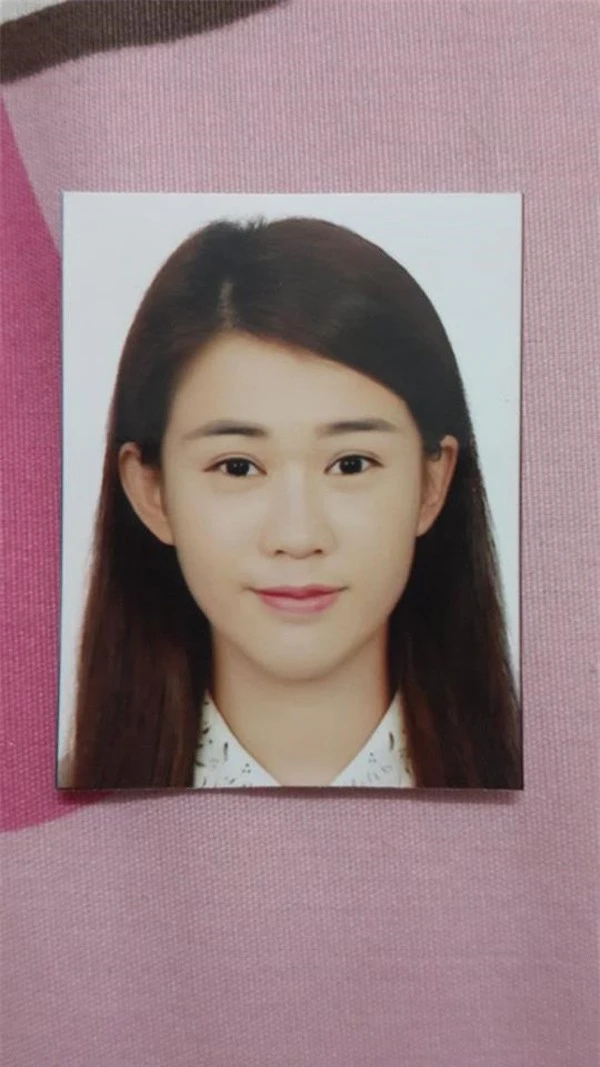 "Phở" Ngọc Thảo xinh xắn, đáng yêu và rất trẻ trung trong ảnh thẻ. Xem ảnh, tên tuổi thật của sao Việt trên CMND và hộ chiếu