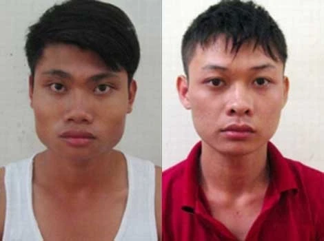 Nguyễn Anh Tuấn và Đinh Chí Sáng. Nguyễn Anh Tuấn và Đinh Chí Sáng.