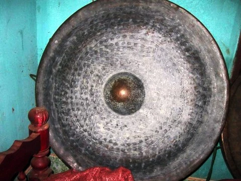 Chiêng cổ