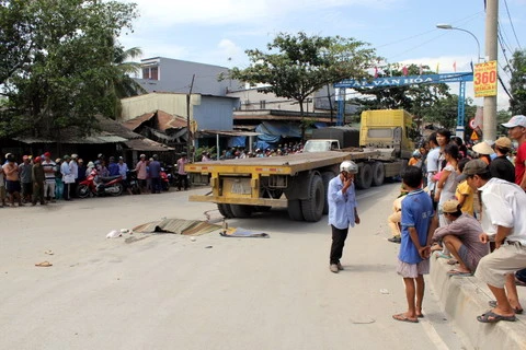 chết thảm, TNGT, vượt ẩu, lấn đường, TPHCM chết thảm, TNGT, vượt ẩu, lấn đường, TPHCM