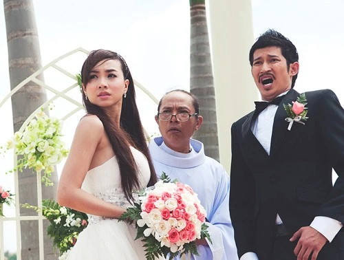 Huy Khánh và Đinh Ngọc Diệp trong phimCô dâu đại chiến 1. Những cặp đôi duyên nợ 'yêu đi yêu lại' của màn ảnh Việt