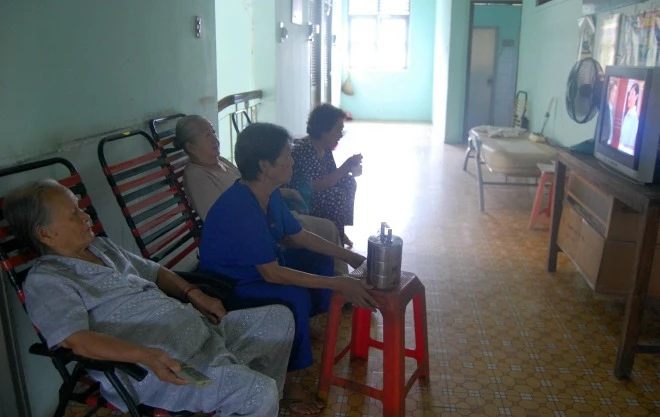 Tuổi già của những nghệ sĩ Sài Gòn vang bóng một thời ảnh 11