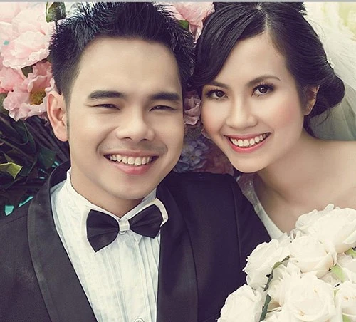 Đạt ngôi vị quán quân mùa đầu tiên của cuộc thi Miss teen 2008 chưa lâu, Huyền Trang quyết định lên xe hoa với nam ca sĩ Triệu Hoàng. Sau khi cưới, cả hai sang nước ngoài sinh sống. Nhiều người tỏ ra tiếc nuối khi nghĩ rằng người đẹp theo chồng đã bỏ lỡ nhiều cơ hội phát triển sự nghiệp tương lai nhưng ít ai biết rằng, Triệu Hoàng có thể cho cô cuộc sống đầy đủ cả tình yêu lẫn vật chất bởi đằng sau danh xưng ca sĩ, anh là một thiếu gia. Chồng và người yêu giàu có của các hot girl Việt